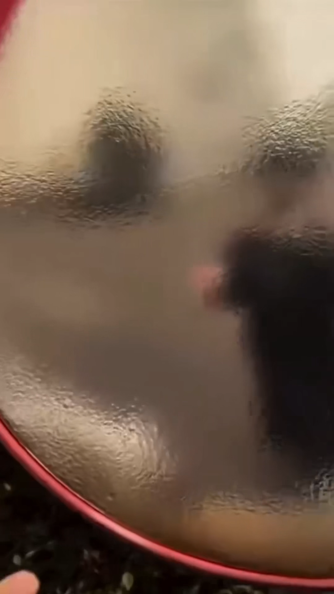 GLASS BREAK TRANSITIONAL VIRAL VIDEO