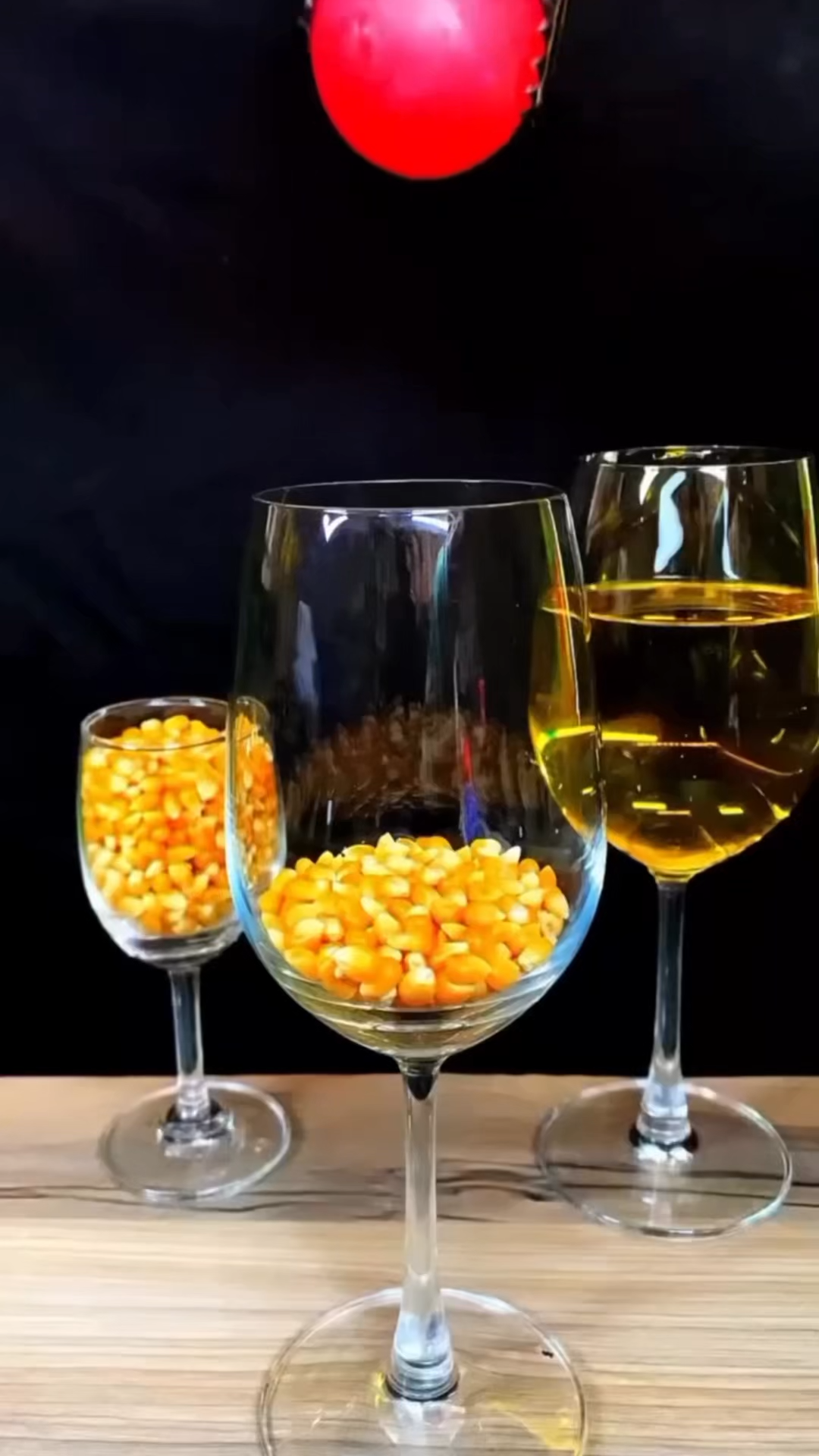 POPCORN WINE HOT BALL