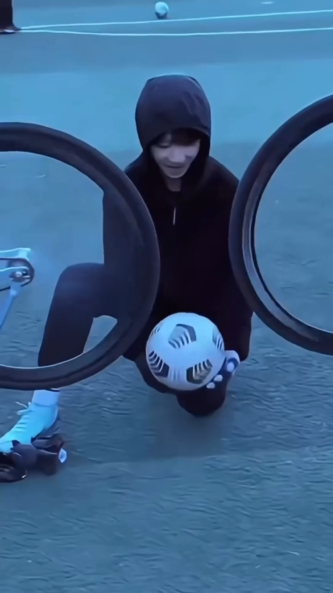 SOCCER LAUNCH TRANSITIONAL VIRAL VIDEO