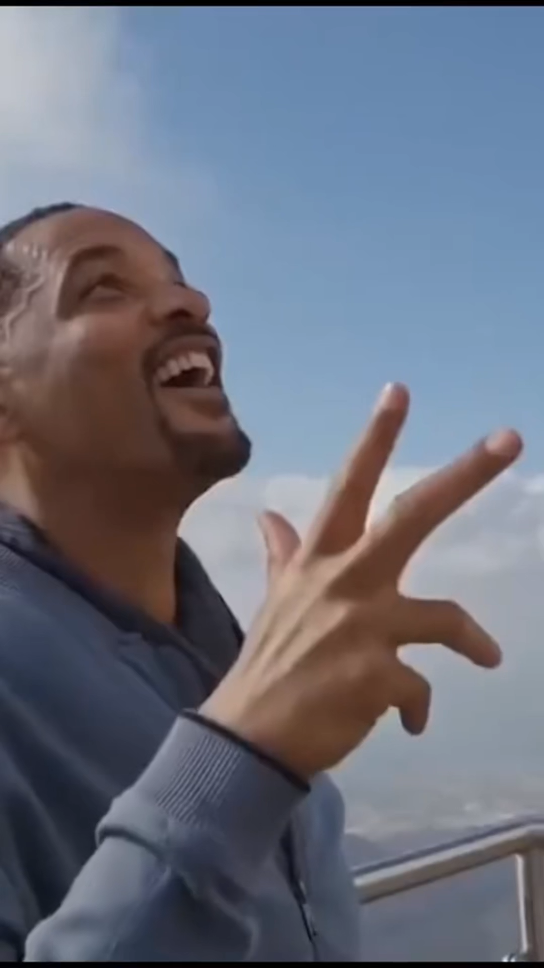 WILL SMITH TELESCOPE TRANSITIONAL VIRAL VIDEO